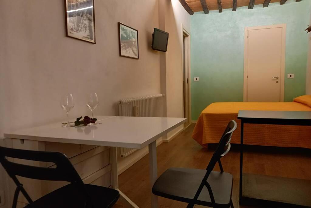 Appartamento La Locanda dei Conti, piccolo e confortevole loft Siena Esterno foto